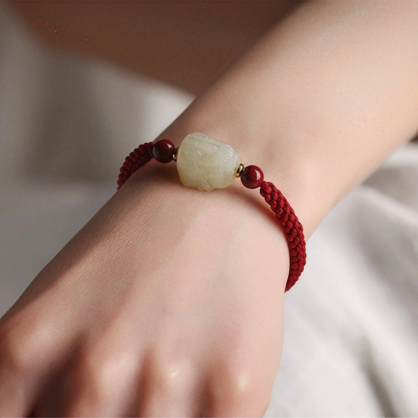 Handmade Chinese Red String Bracelet with Jade Pixiu Charm for Wealth, Prosperity, and Good Luck – Feng Shui Jewelry
